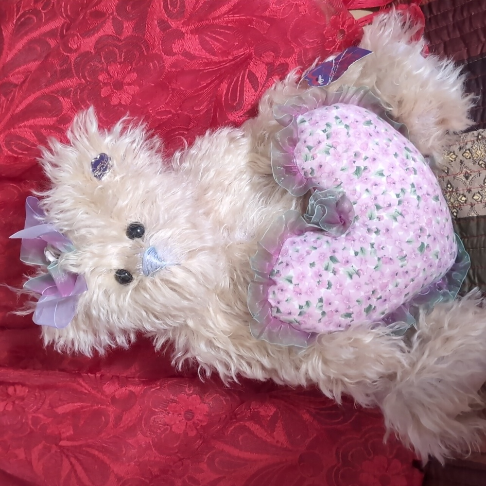 Vintage ANNETTE FUNICELLO* collectible musical plush 16" bear working cond.